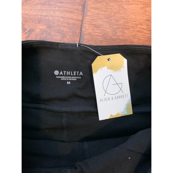 Athleta Black Elation Skort w/ Leggings, Size Medium - Picture 4 of 5